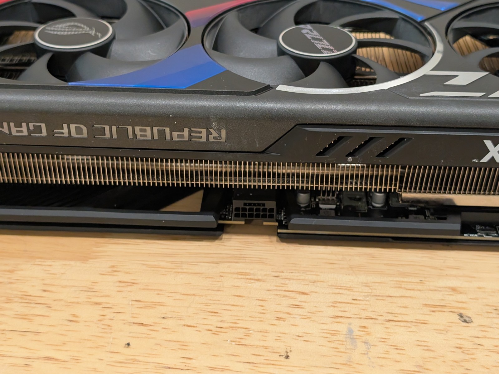 Offre BH : Carte graphique ASU - Rtx 4090 24Gb Graphics Card avis et prix